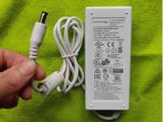 Original Genuine Harman/Kardon NSA60ED-190300 Ac Adapter 19.0v 3.0A 57.0W White for Go + Paly Speaker